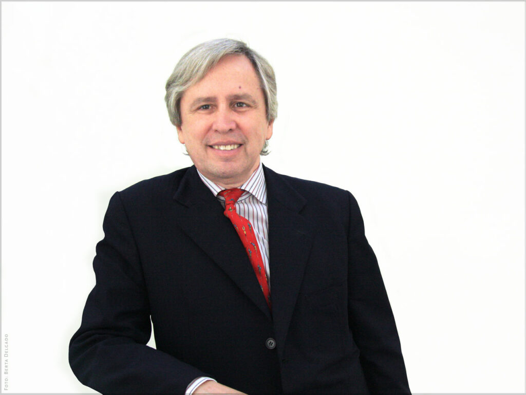 Beltran Gambier. Abogado y Autor de la novela Tierra del Fuego. Foto: Berta Delgado. YANMAG