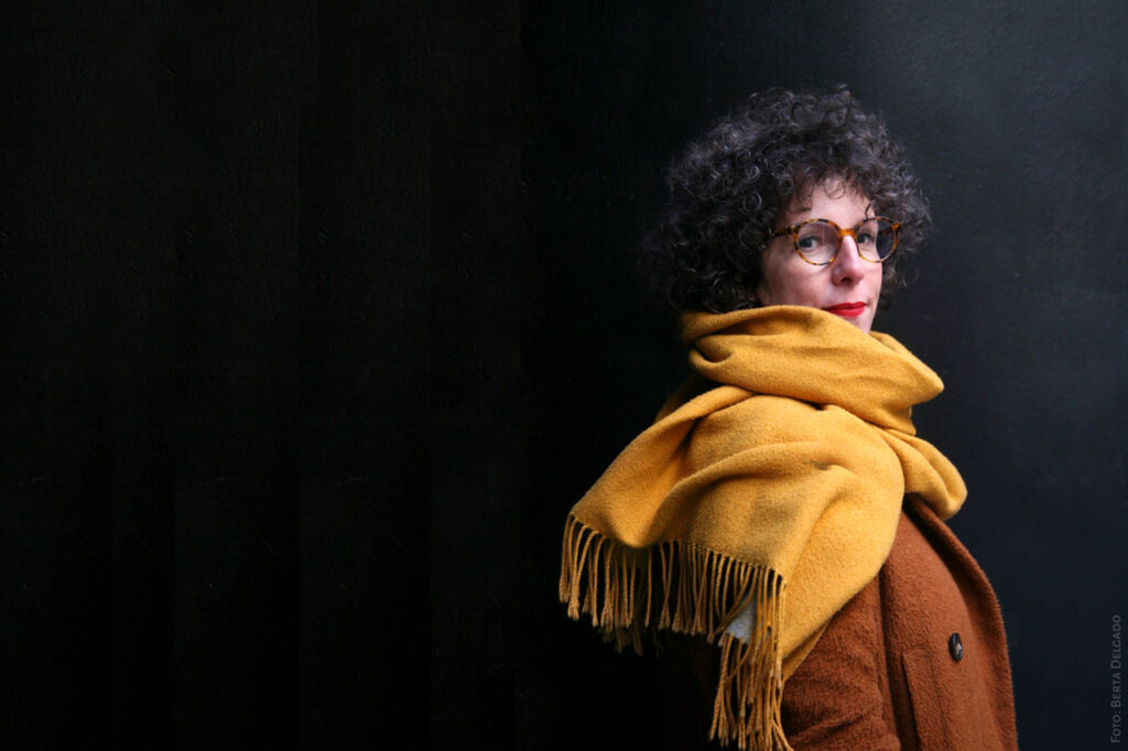 Lucia L. Mendo - Artista Plastica. Fracasos Compartidos. Comisariado por Andrea Perissinotto para la Galeria LaEclectica de Huelva. Foto: Berta Delgado. YANMAG