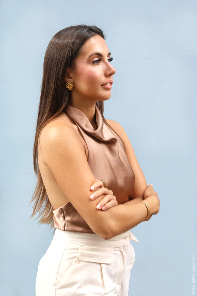 Marta Bueno - Fundadora del podcast Art Stories y Studio Manager para Artistas - Foto Berta Delgado - YANMAG