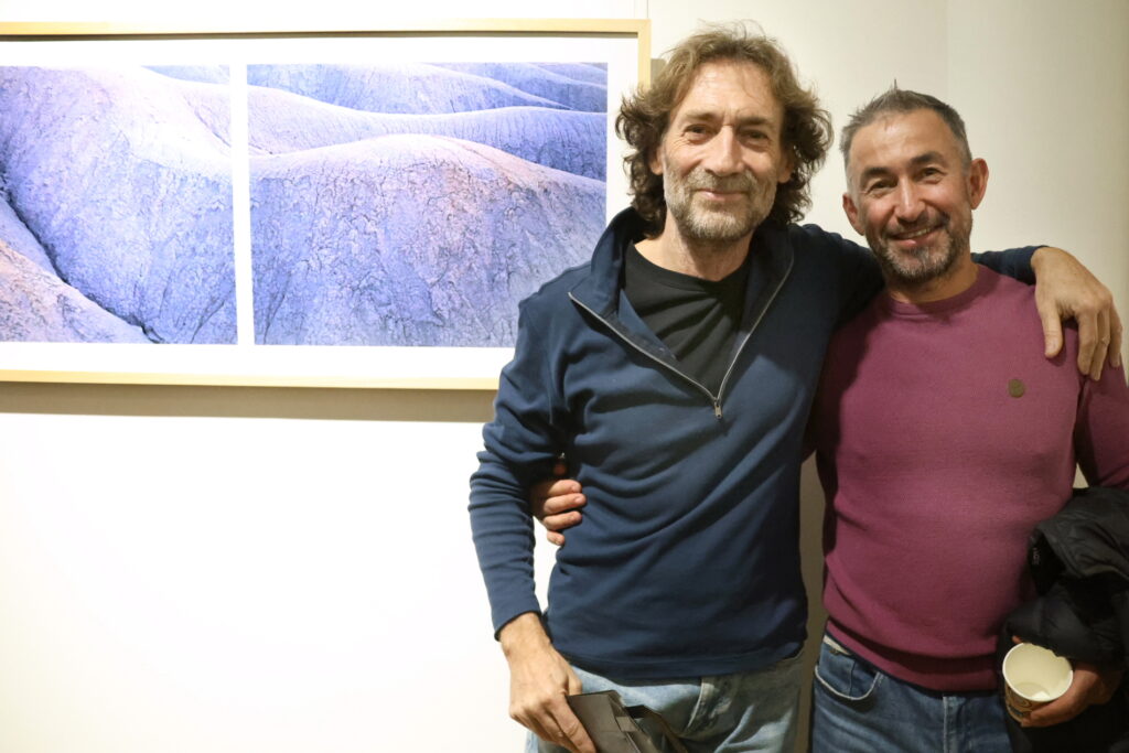 El fotografo Fernando Puche expone "La tierra baldia" en la Real Sociedad Fotografica de Madrid. Fotos Berta Delgado. YANMAG